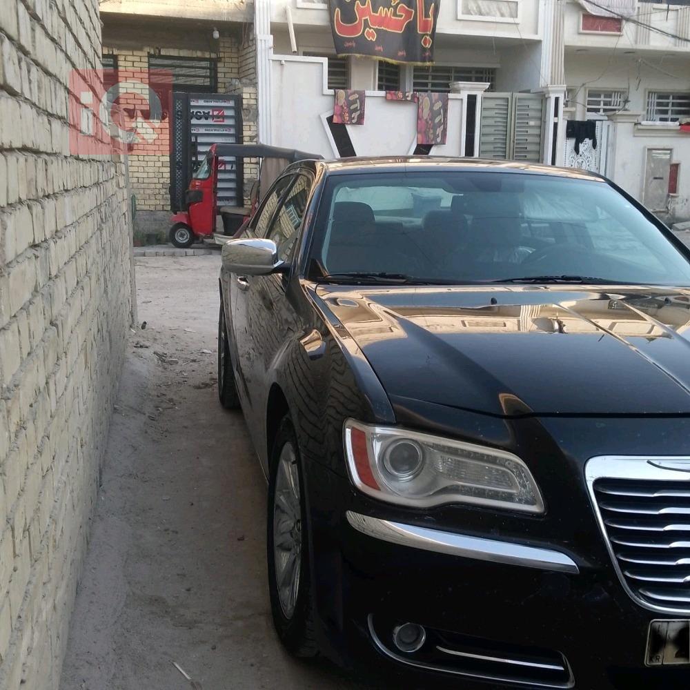 كرايسلر 300